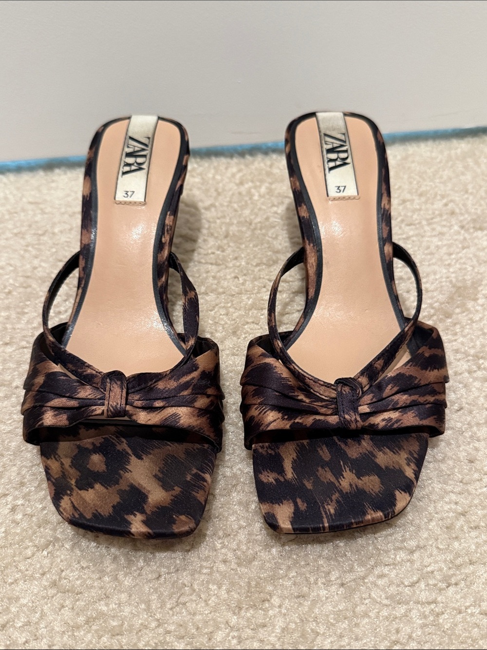 Zara kitten heels